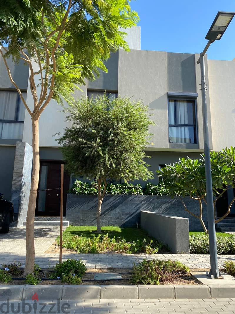 Duplex with garden, 3 rooms, immediate receipt, with a distinctive view on green spaces, fully finished, in Al Burouj Compound in Shorouk City ALBurou 3