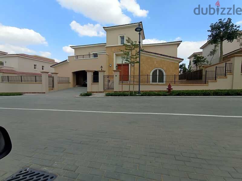 Standalone Villa 305 m Fully Finished with PRIME LOCATION For Sale Cash at Uptown Cairo 3