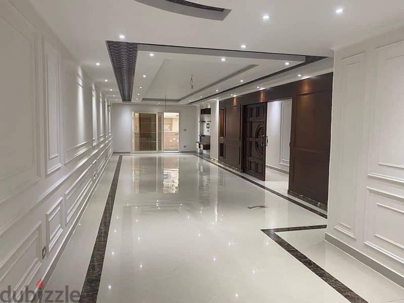 Super Luxe apartment for rent, 165 sqm, with kitchen cabinet and garage 8