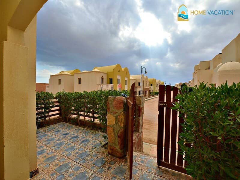 A fully finished apartment for sale inside a compound belonging to Orascom in Hurghada  شقه للبيع متشطبه بالكامل داخل كموبند تابع لشركه اوراسكوم فى ال 5