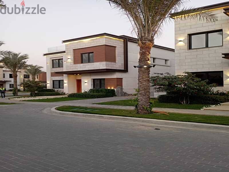 A wonderful TOWN HOUSE For Sale in AZZAR  - New Cairo 7