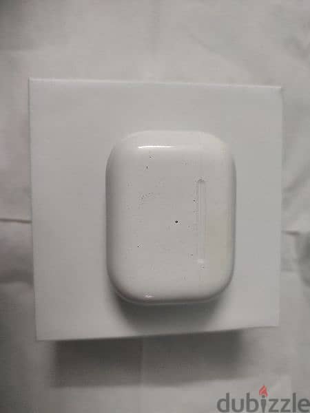 Airpods Pro with wireless charging case 3