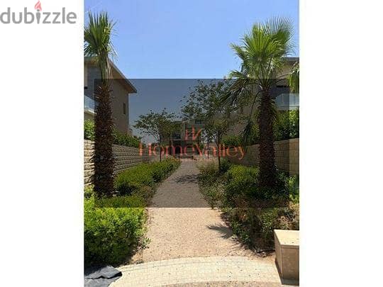 Separate Villa with Very Prime Location at Giselle. 1
