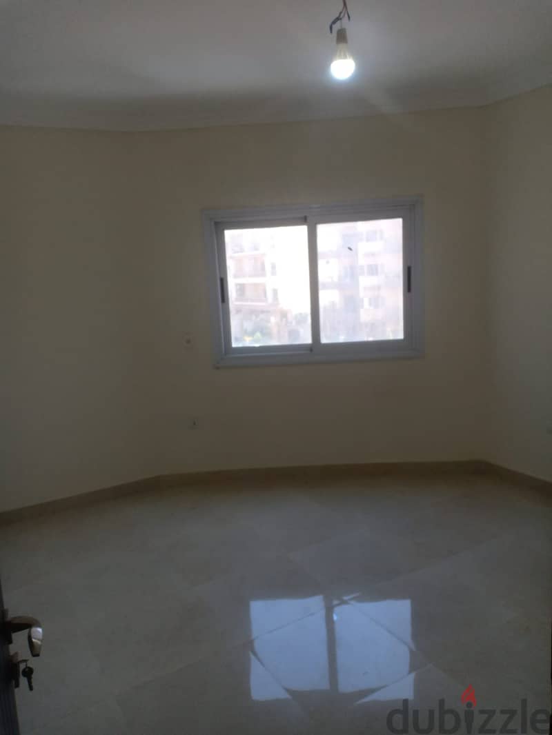 Apartment for rent in Banafseg Settlement, near Bedaya School, Water Way, and the 90th 4