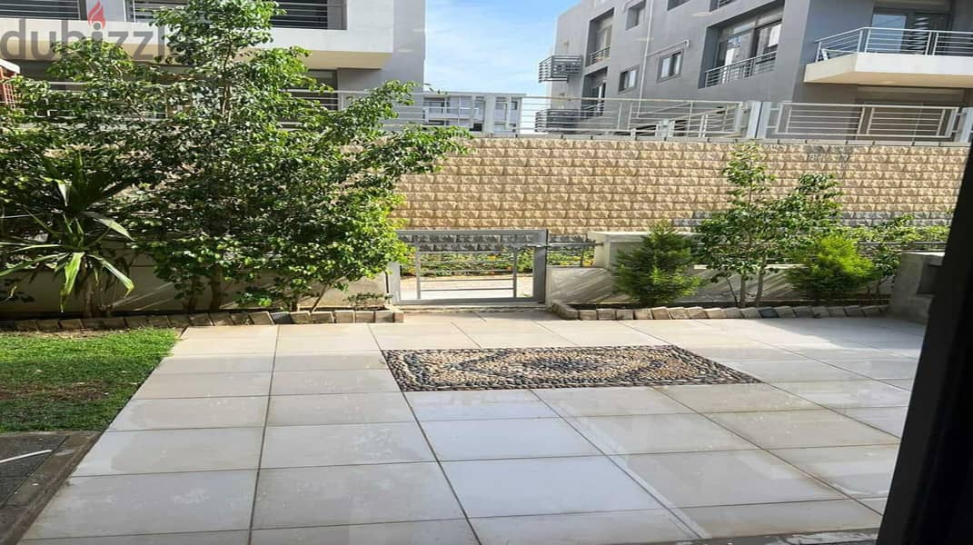 A very special townhouse view villa for sale in Taj City Compound in front of Cairo International Airport and near Heliopolis 2