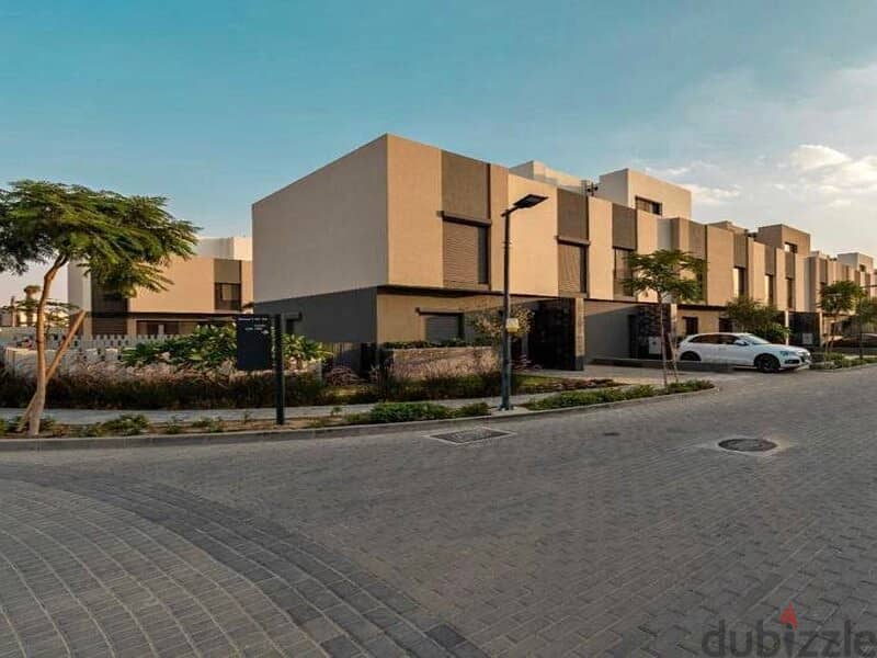Townhouse for sale in Al Burouj Compound with a 5% down payment and installments over 8 years without interest 2