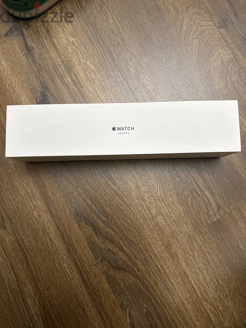 Apple Watch Series 3 and 4 straps and charger and box 8