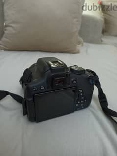 Canon EOS 750D DSLR Camera 0