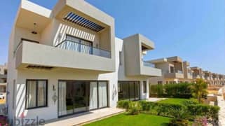 Standalone villa, fully finished, with air conditioners and kitchen, first row on the sea with a private beach 0