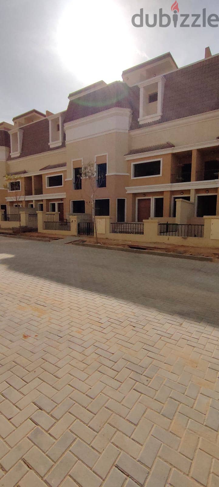 S Villa at the price of an apartment of 212 m + garden of 50 m for sale in Sarai Compound, New Cairo, Sur in Sur, Madinaty 10