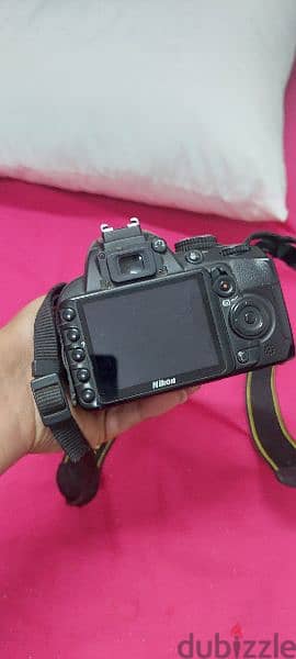 نيكون d3100 3