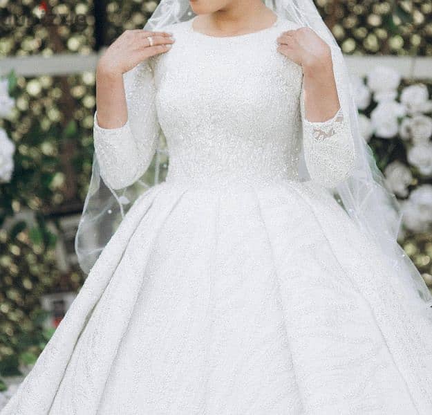فستان زفاف فرصة لكل عروسة 3