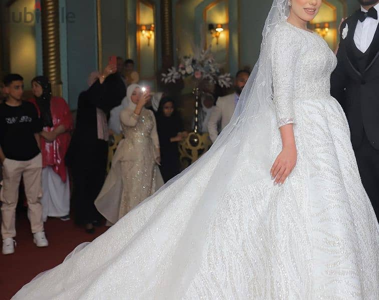 فستان زفاف فرصة لكل عروسة 5