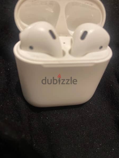 air pods 2nd generation with charging case 1