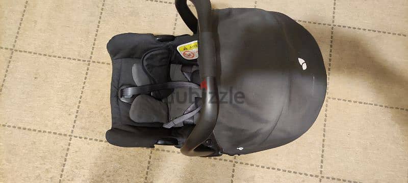 Joie Baby Car Seat 1