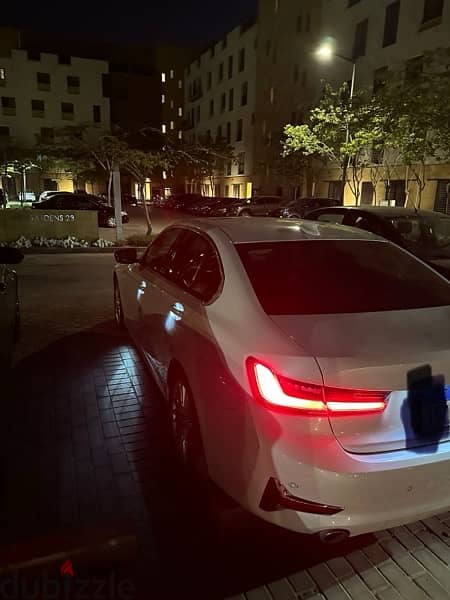 BMW 320I luxury 2