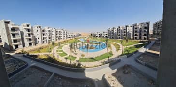 شقة استلام فوري في الشيخ زايد في كمبوند متكامل الخدمات