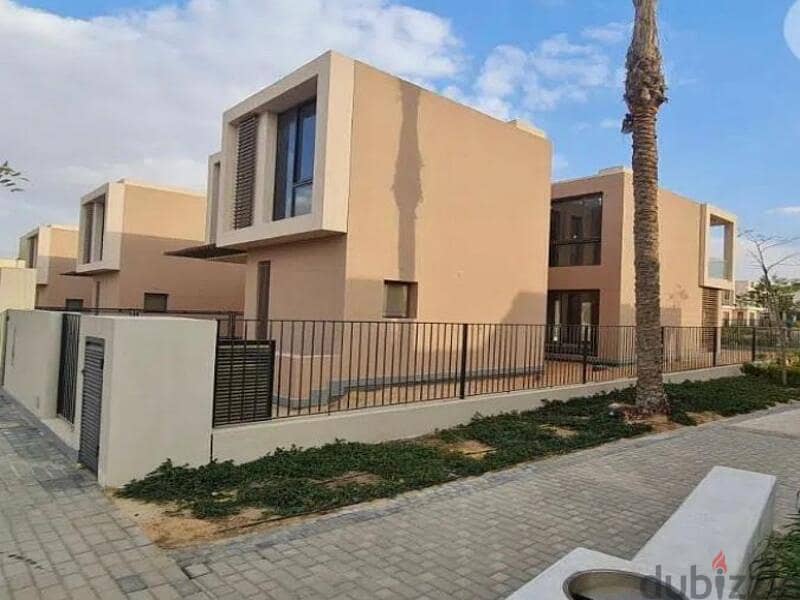 Town House Middle For Resale With Installments - Sodic East - New Heliopolis 3