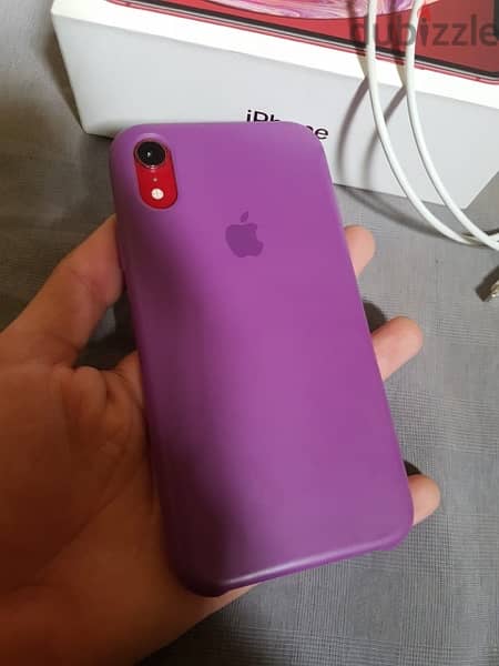 iPhone XR 128 ايفون اكس ار 4