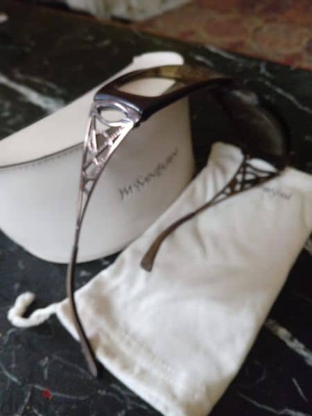 Yves Saint Laurant Sun Glasses 2