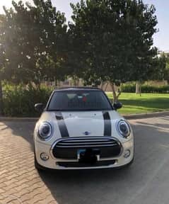 Mini Cooper factory condition inside and outside 52000km