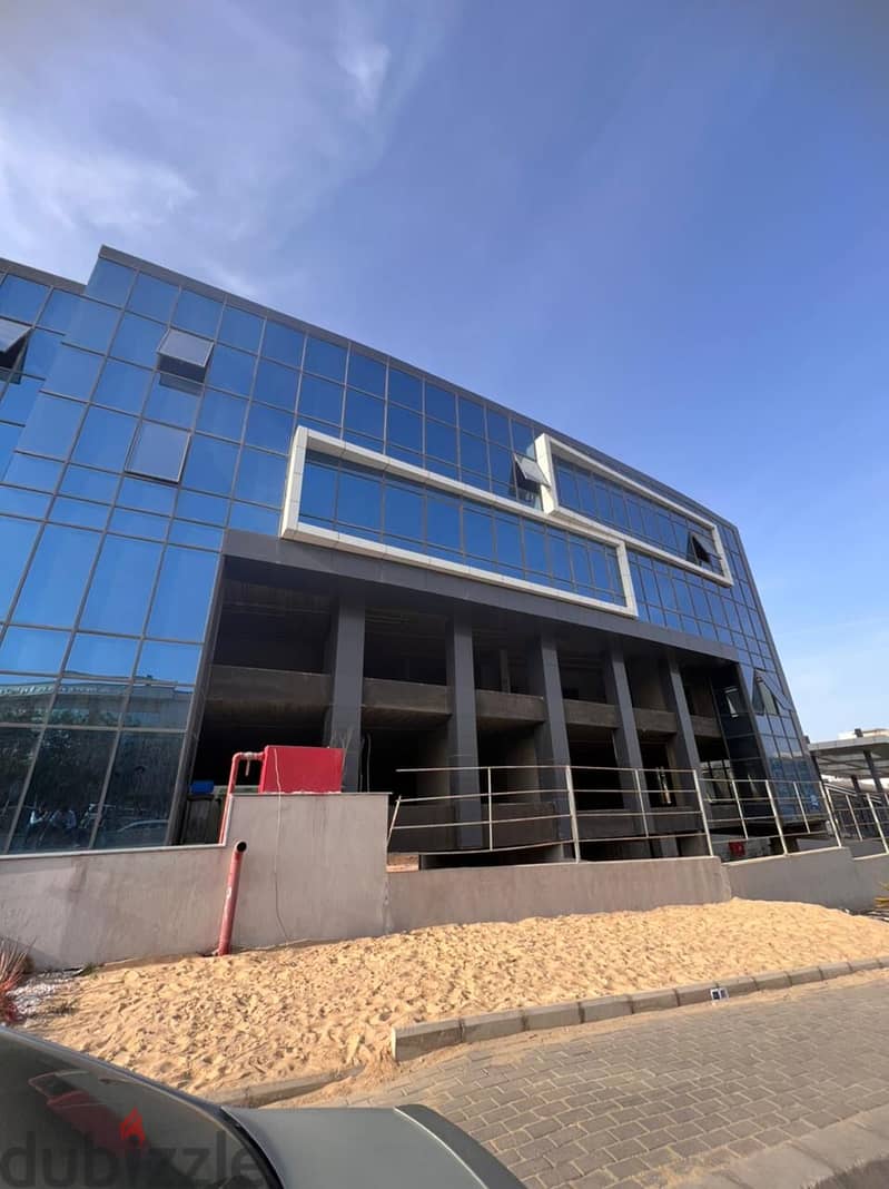 Ready to move Interface medical center / clinic 170 meters for sale in zayed dunes elsheikh zayed 6
