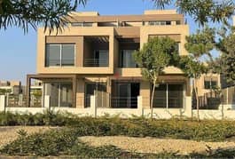 For sale, corner villa in Palm Hills New Cairo, in installments 0