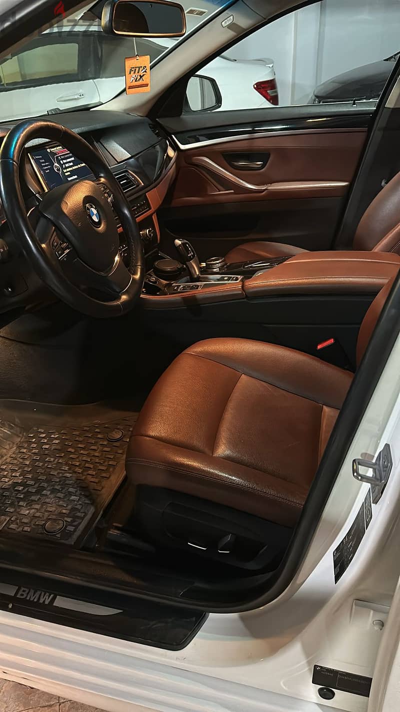 BMW 520i 2015 luxury 4
