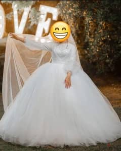 فستان زفاف مستعمل مره واحده