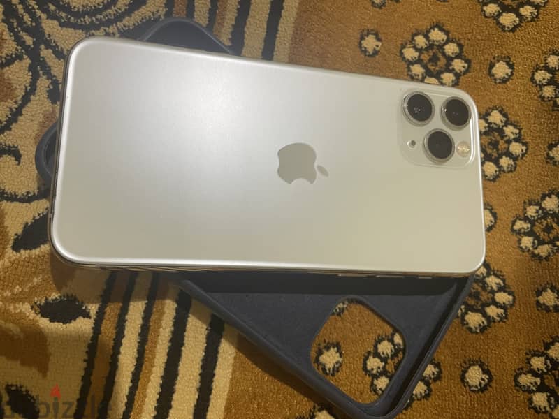 iphone 11 pro 64GB perfect condition 0