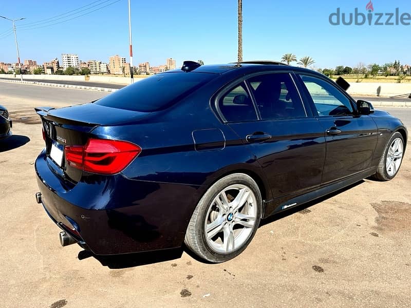 BMW 320 i M PACKAGE 2