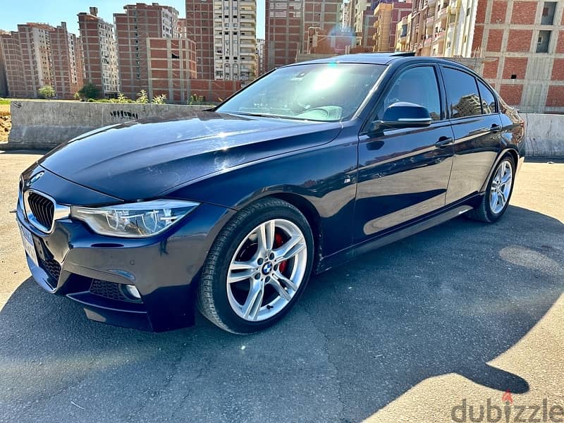 BMW 320 i M PACKAGE 11