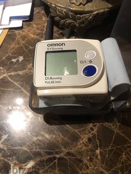 جهاز قياس ضغط الدم 0