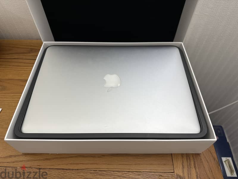 MacBook Air UK 1