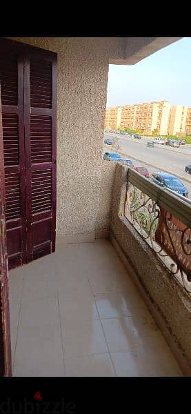 شقة للبيع بمدينة الشروق 11