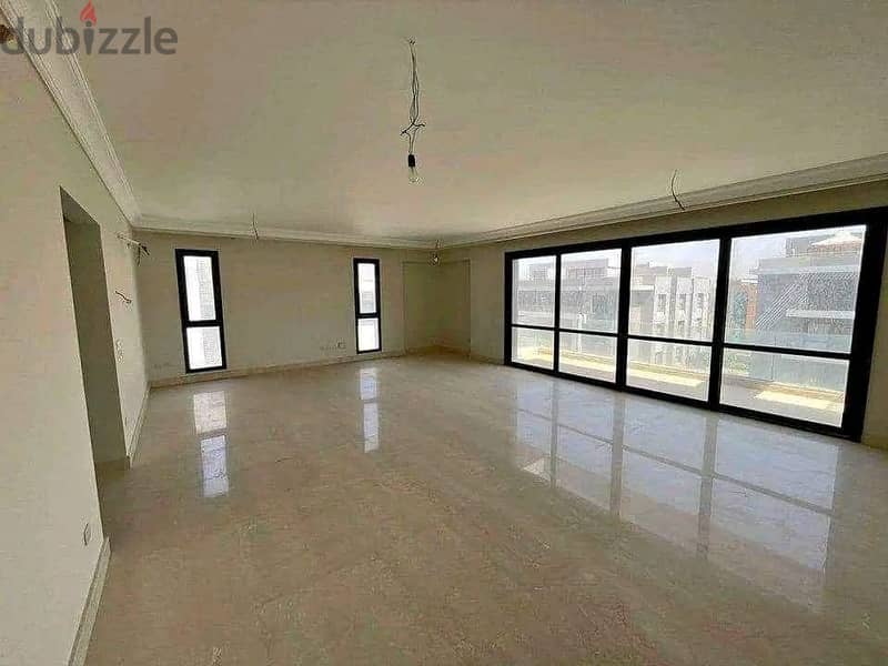 Fully finished apartment at a very special price in Sodic East, Shorouk 1