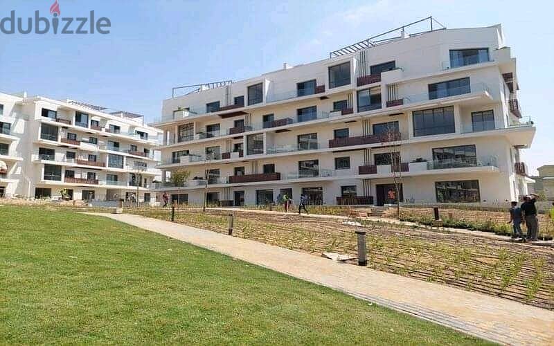 Fully finished apartment at a very special price in Sodic East, Shorouk 3