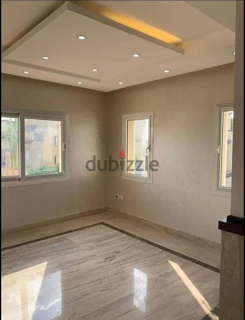 Fully finished apartment at a very special price in Sodic East, Shorouk 8