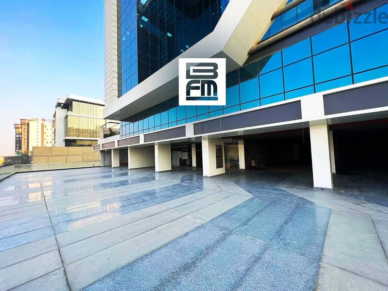 Mixed Mall (commercial- Administrative) mall for sale in a very prime location directly on the 90th street 5th settlement مول إداري تجاري للبيع عال 90 2