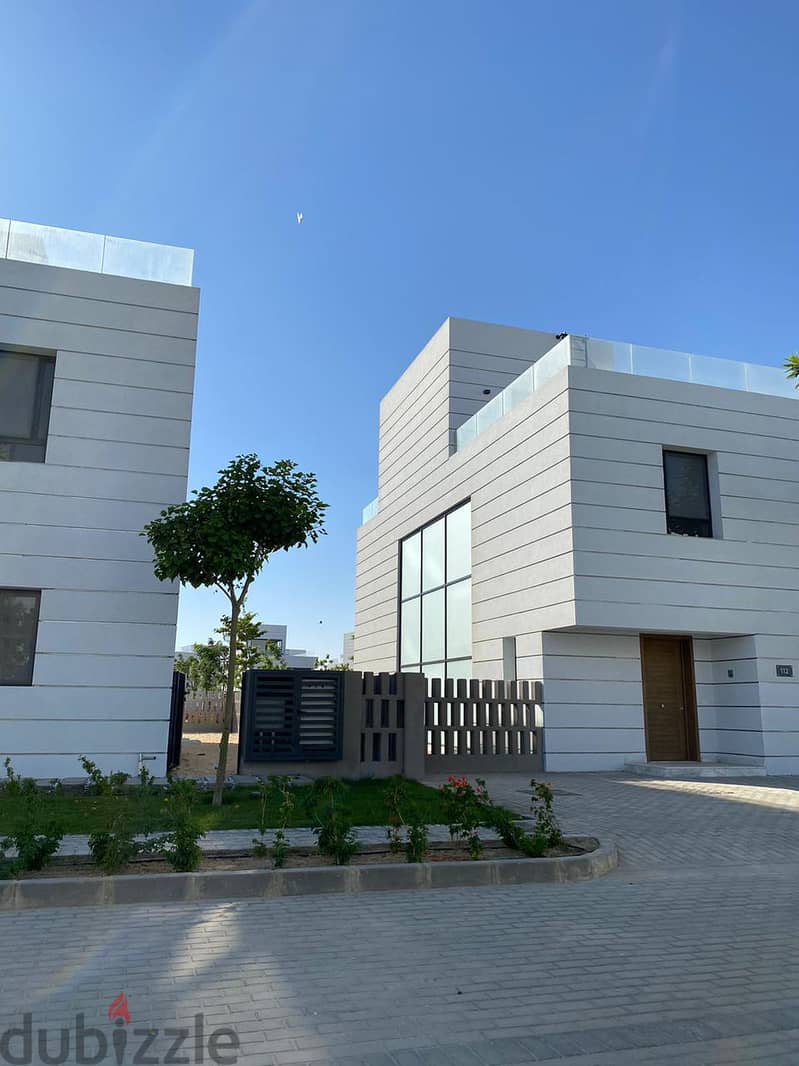 Villa ready for inspection for sale with a 5% down payment and installments over the longest payment period in Al Burouj - Al Bourouj 2