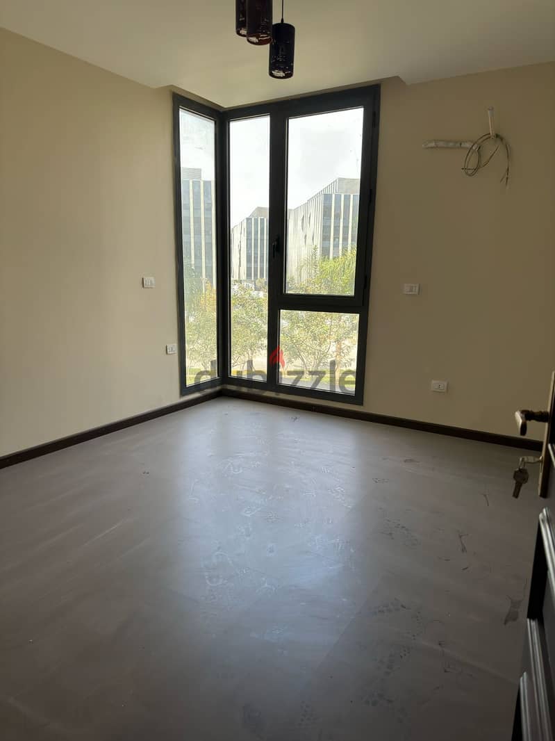 Semi-Furnished Apartment For Rent in Eastown Sodic 5