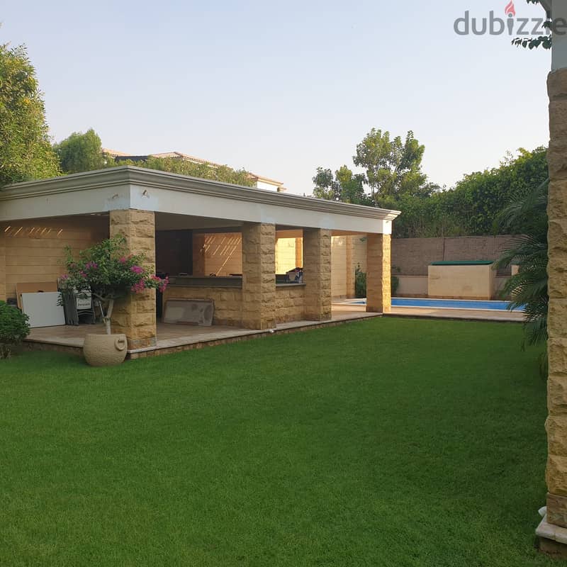 Luxury villa for sale in uptown cairo فيلا للبيع بحمام سباحة بكمبوند اب تاون كايرو (اعمار) 1