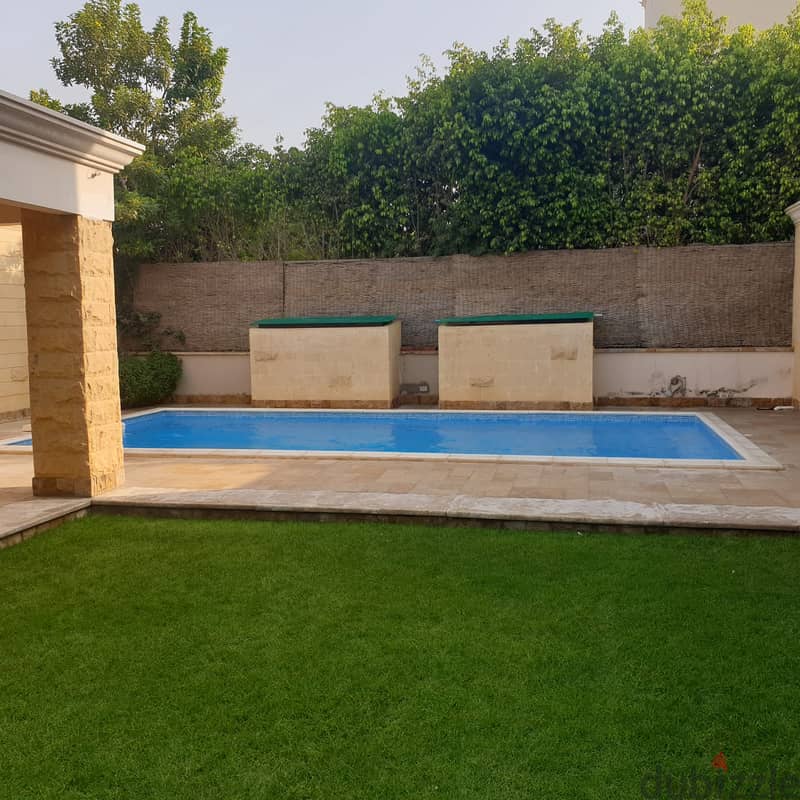 Luxury villa for sale in uptown cairo فيلا للبيع بحمام سباحة بكمبوند اب تاون كايرو (اعمار) 3