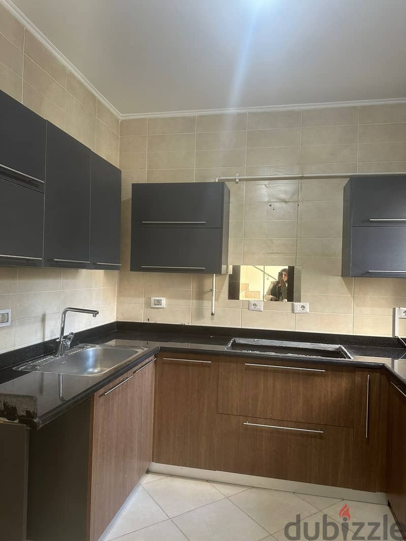 For rent town house ultra super lux with kitchen and ac’s in Hyde Park compound New Cairo 3
