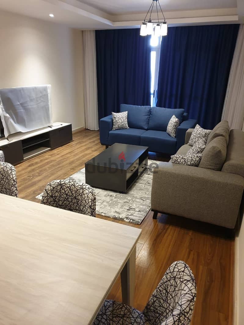fully furnished apartment for rent in CFC شقة للايجار مفروشة بالكامل في كايروفيستيفال سيتي 11