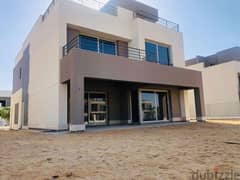 Villa for sale, 344 meters, in Fifth Settlement, in installments + private roof 0