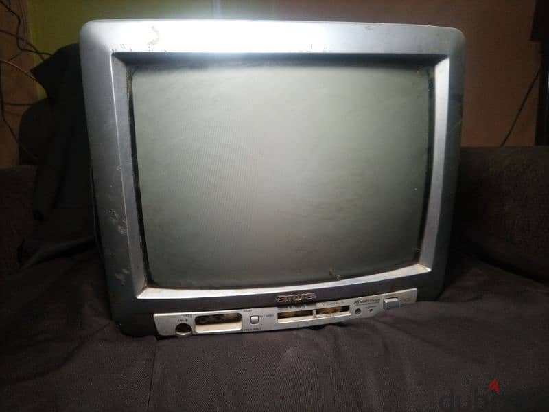 تلفزيون للبيع قديم 2