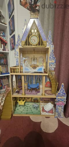 4 levels Cinderella doll house with dolls and alot of other  play sets