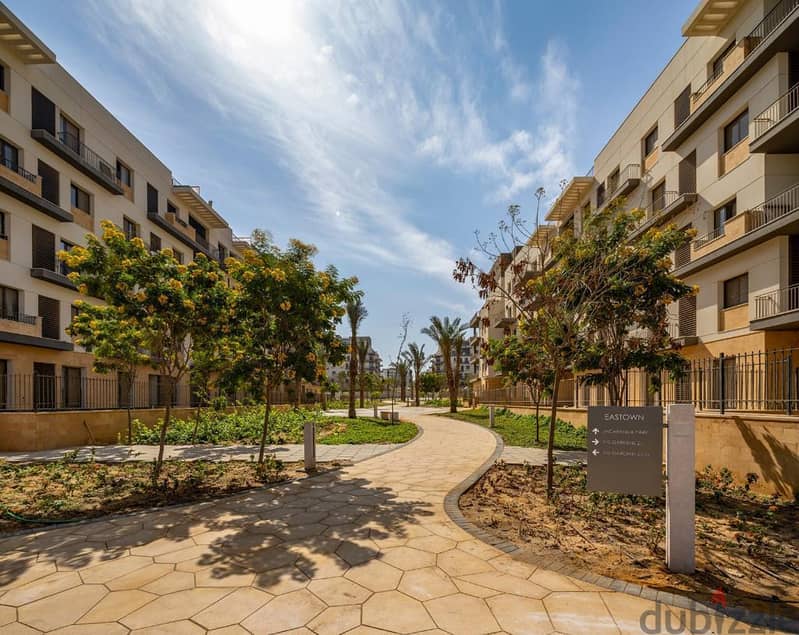 Apartment with immediate receipt for sale from Sodic Eastown in the heart of Fifth Settlement, installments over 5 yearشقة إستلام فوري للبيع من Sodic 2