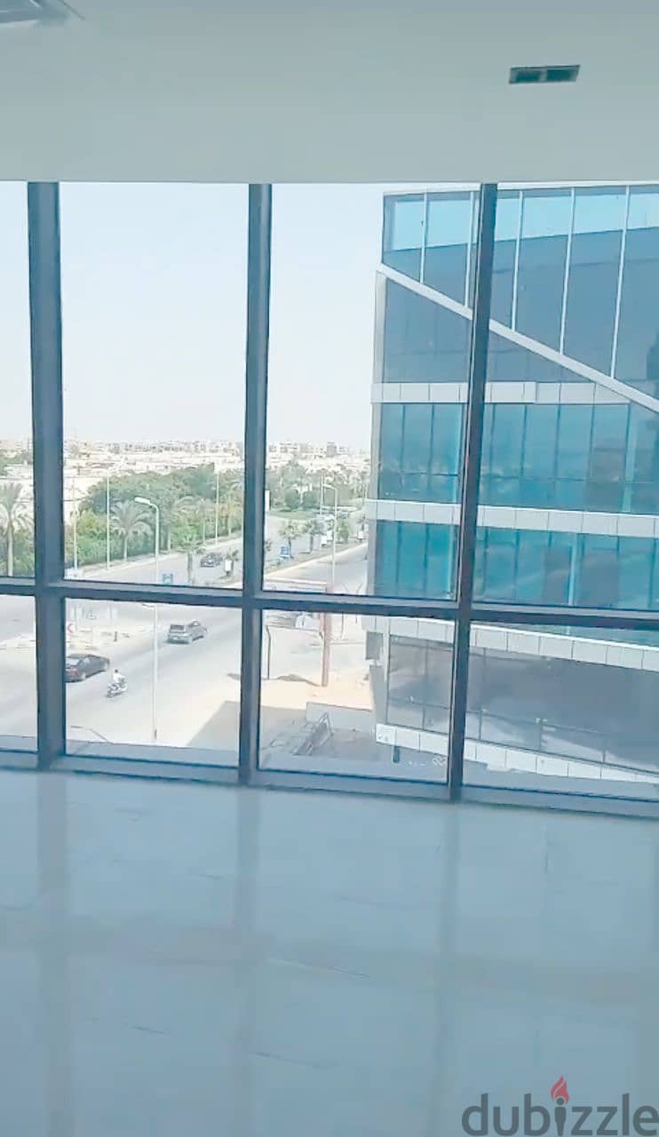 Clinic for rent, 86 square meters, on the front of Ritzy Mall, Sheikh Zayed 8